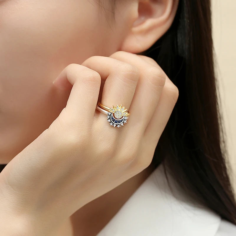 Aseez Lumière™ Square Crystal Ring